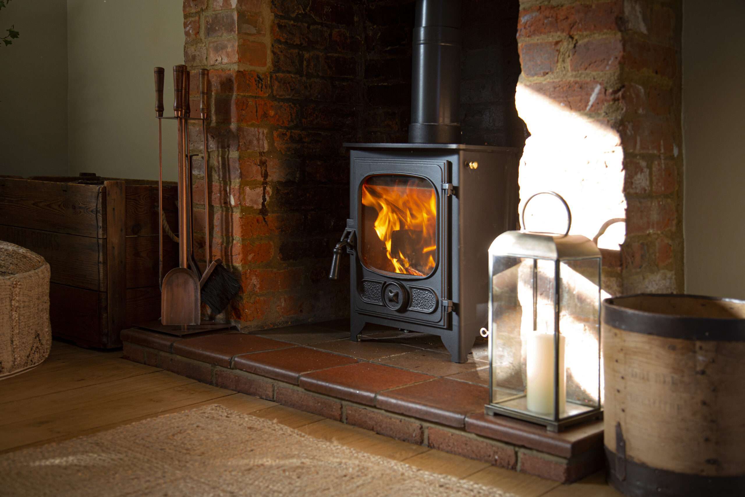 Charnwood Country 4 Black log burner